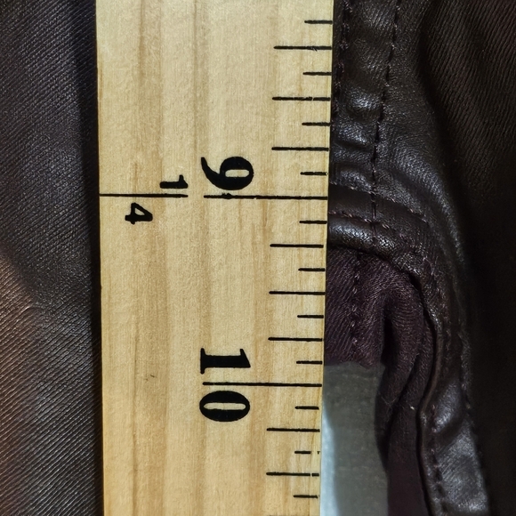 Levis 535 Super Skinny Jeans Leather Look Front Burgundy Wmn Sz 8 Med W29 | L30 - Picture 4 of 11